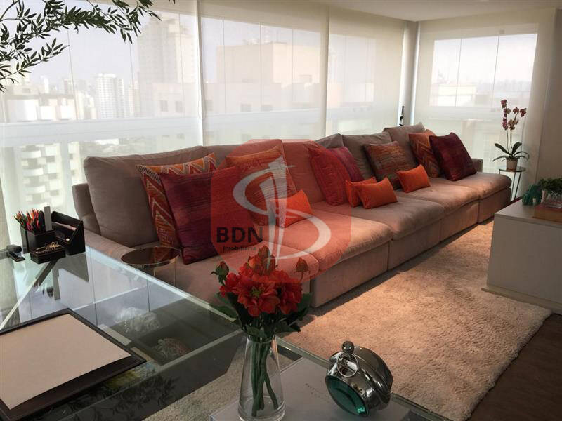 Apartamento à venda com 3 quartos, 264m² - Foto 17