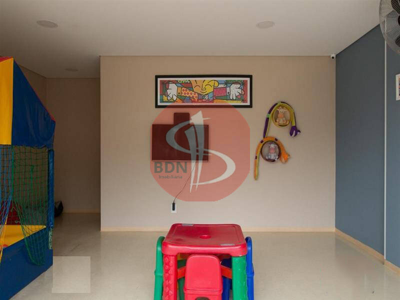 Apartamento à venda com 3 quartos, 101m² - Foto 9