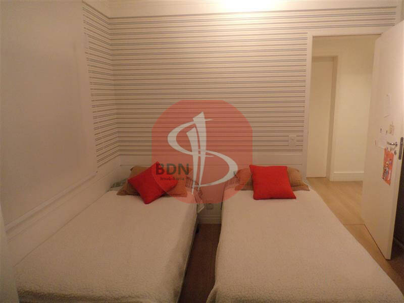 Apartamento à venda com 3 quartos, 204m² - Foto 10