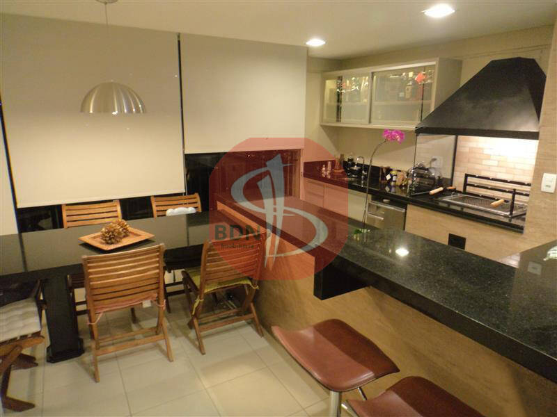 Apartamento à venda com 3 quartos, 204m² - Foto 5