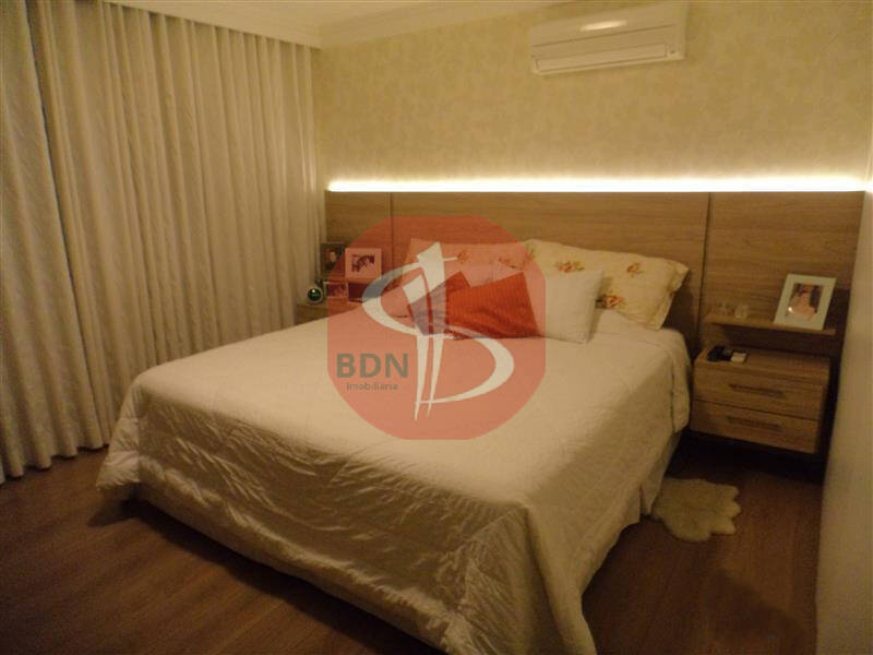 Apartamento à venda com 3 quartos, 204m² - Foto 16