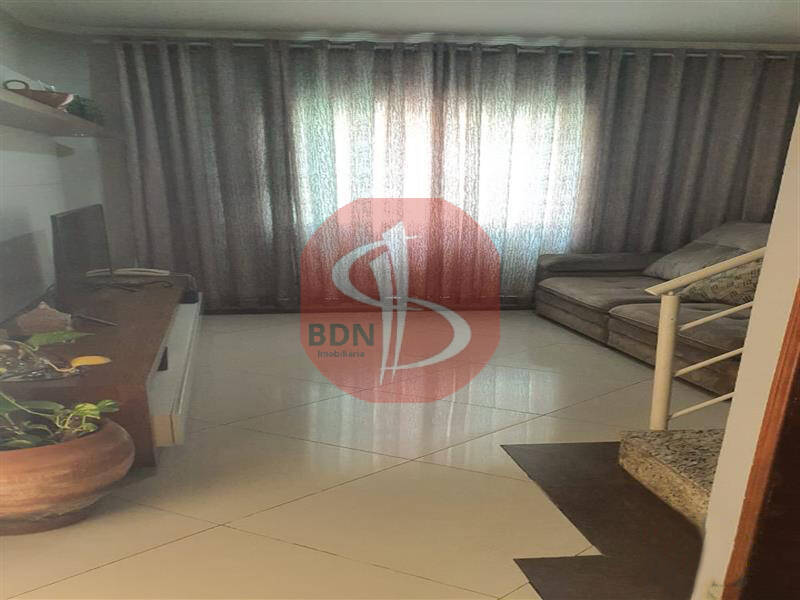 Sobrado à venda com 2 quartos, 110m² - Foto 3