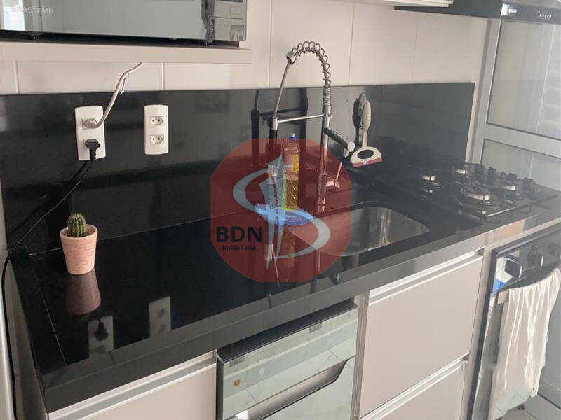 Apartamento à venda com 3 quartos, 83m² - Foto 7