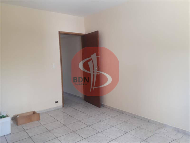 Sobrado à venda com 2 quartos, 200m² - Foto 12