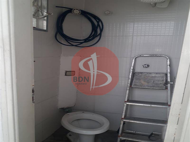 Sobrado à venda com 2 quartos, 200m² - Foto 21