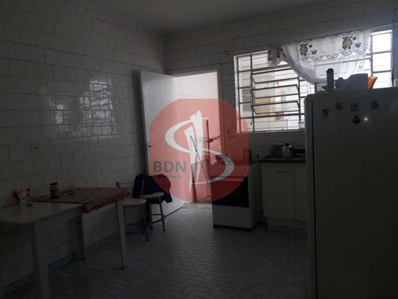 Sobrado à venda com 2 quartos, 200m² - Foto 29