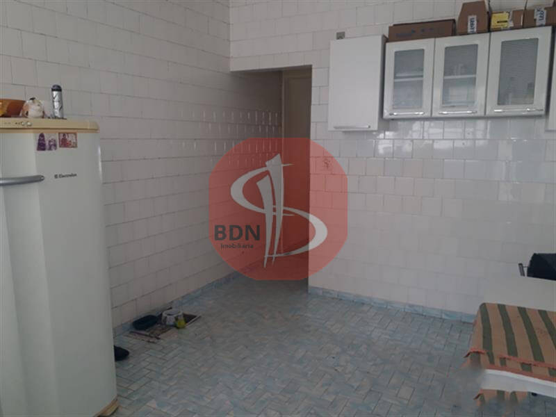 Sobrado à venda com 2 quartos, 200m² - Foto 41