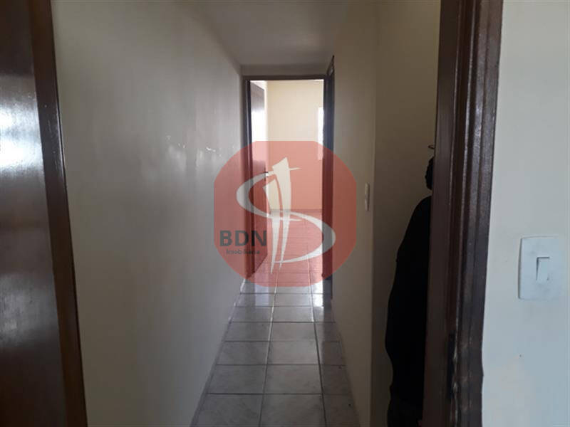 Sobrado à venda com 2 quartos, 200m² - Foto 43