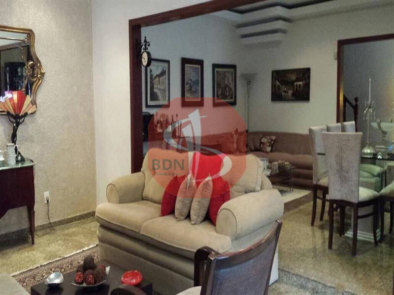 Sobrado à venda com 4 quartos, 290m² - Foto 13