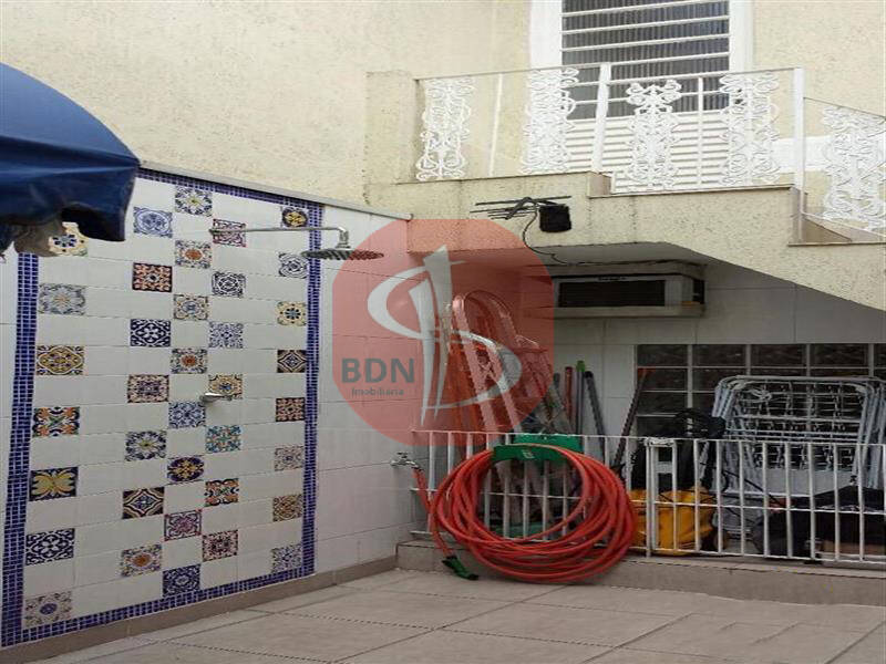 Sobrado à venda com 4 quartos, 290m² - Foto 14