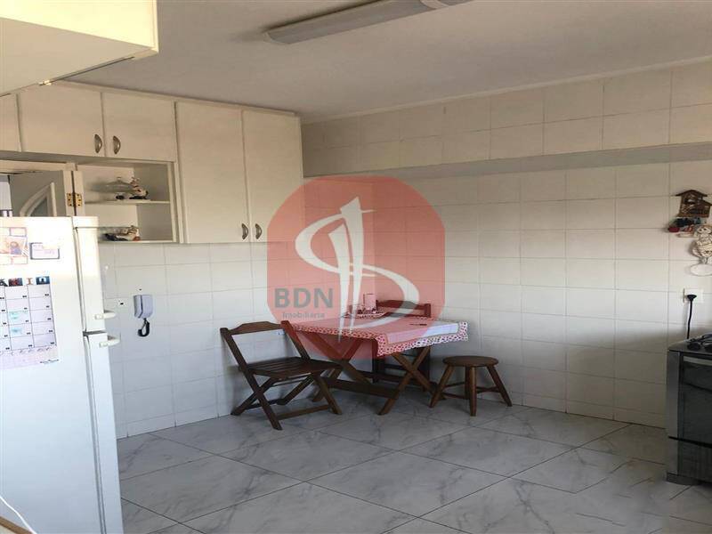 Apartamento à venda com 4 quartos, 160m² - Foto 6