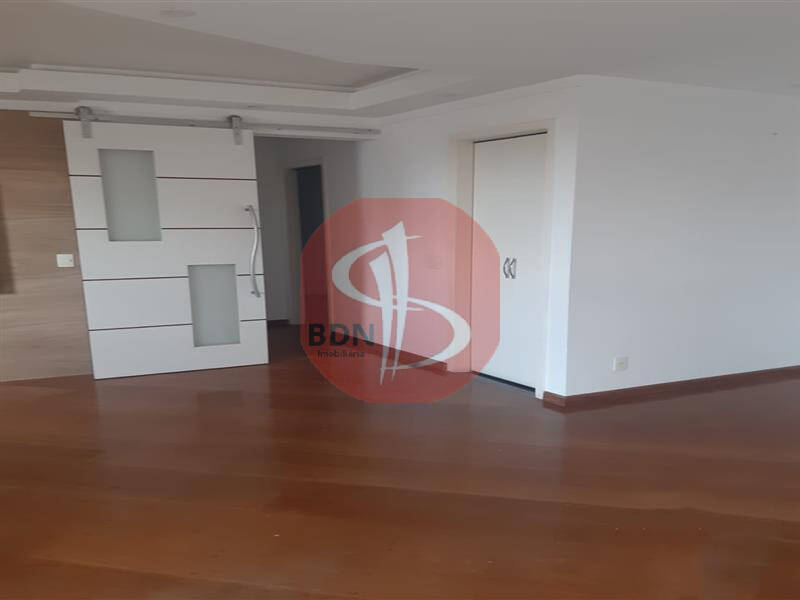 Apartamento à venda com 3 quartos, 96m² - Foto 1