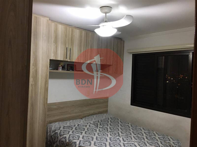 Apartamento à venda com 3 quartos, 86m² - Foto 15