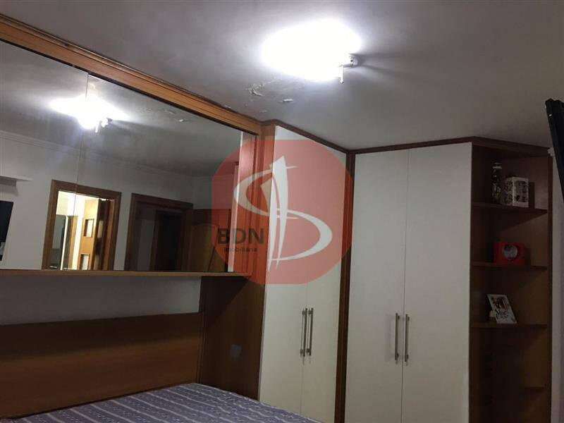 Apartamento à venda com 3 quartos, 86m² - Foto 17