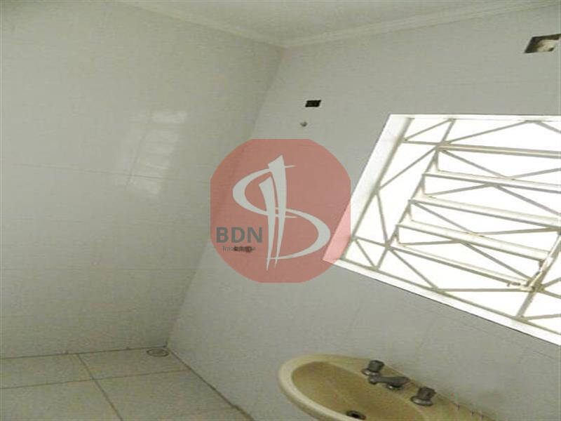 Casa para alugar com 2 quartos, 80m² - Foto 14