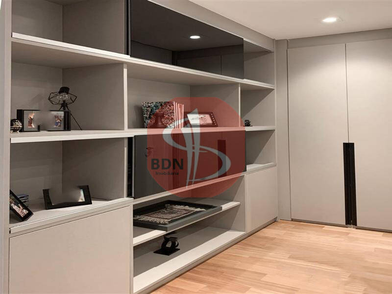 Apartamento à venda com 3 quartos, 280m² - Foto 8