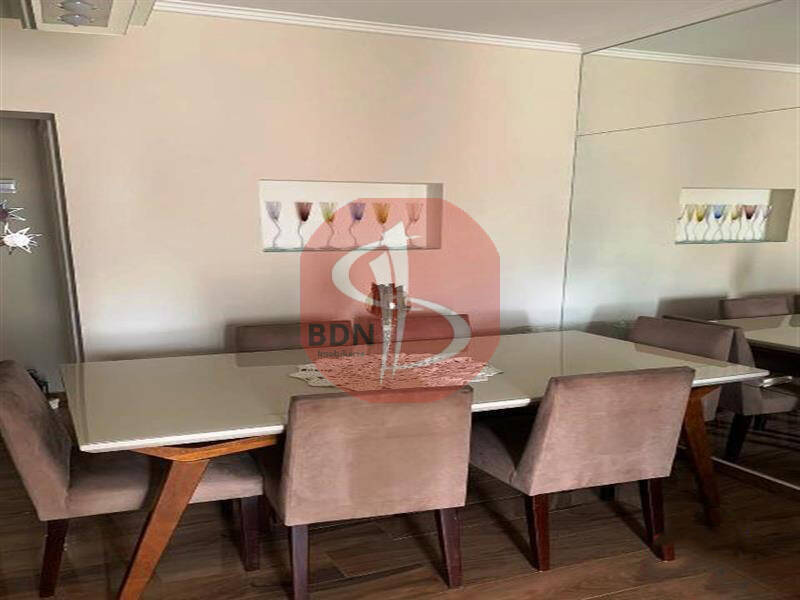 Apartamento à venda com 3 quartos, 70m² - Foto 1