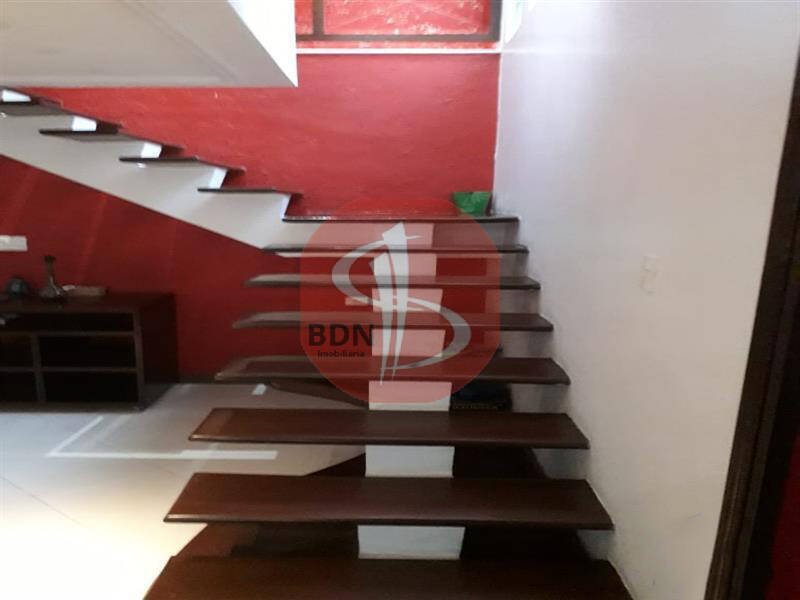 Sobrado à venda com 3 quartos, 120m² - Foto 3