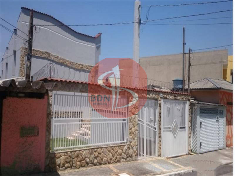 Sobrado à venda com 3 quartos, 70m² - Foto 1