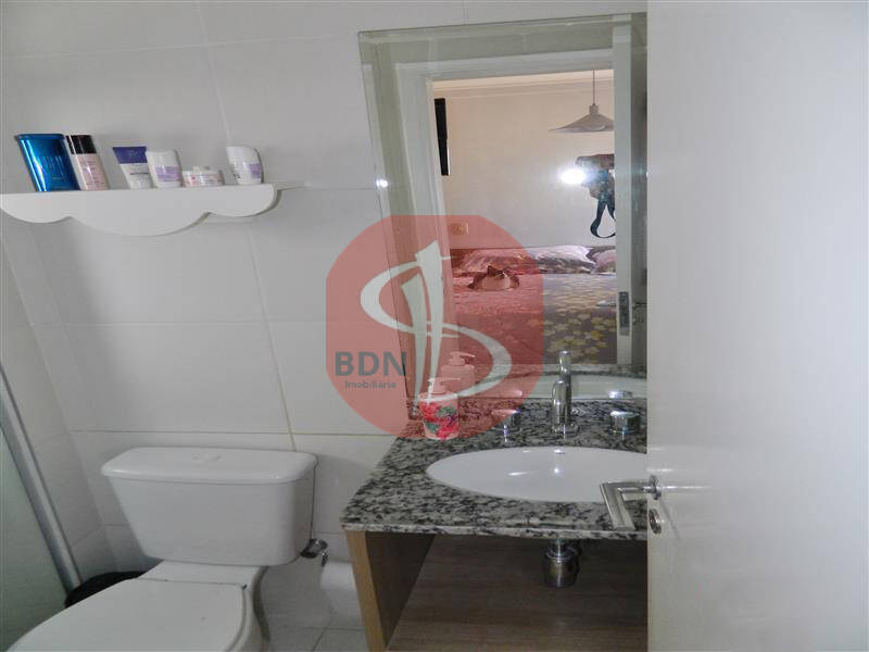 Apartamento à venda com 2 quartos, 70m² - Foto 21