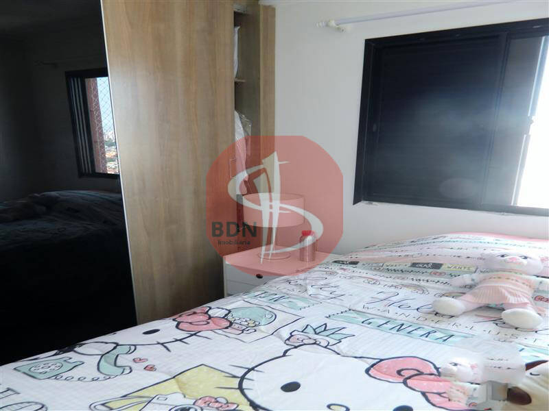 Apartamento à venda com 2 quartos, 70m² - Foto 23