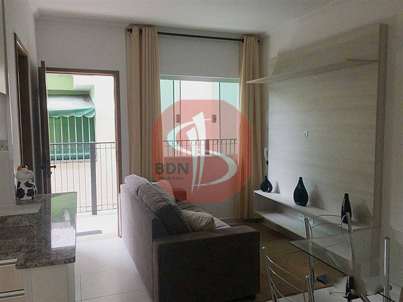 Apartamento à venda com 1 quarto, 33m² - Foto 2