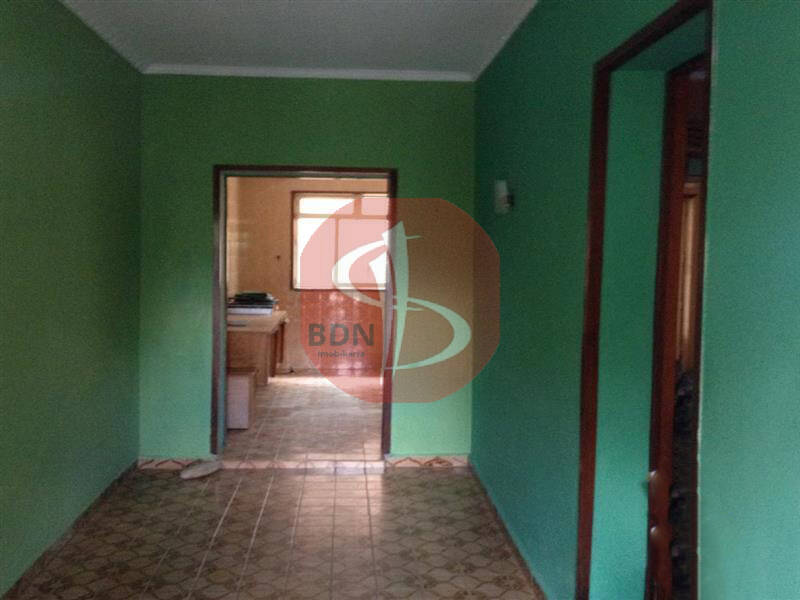 Sobrado à venda com 2 quartos, 120m² - Foto 2