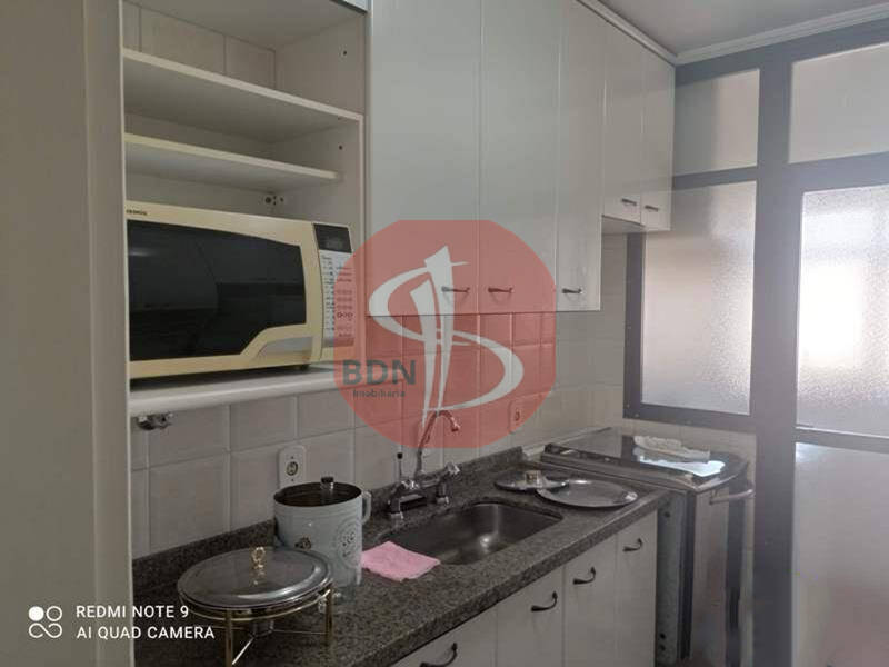 Apartamento à venda com 2 quartos, 64m² - Foto 8