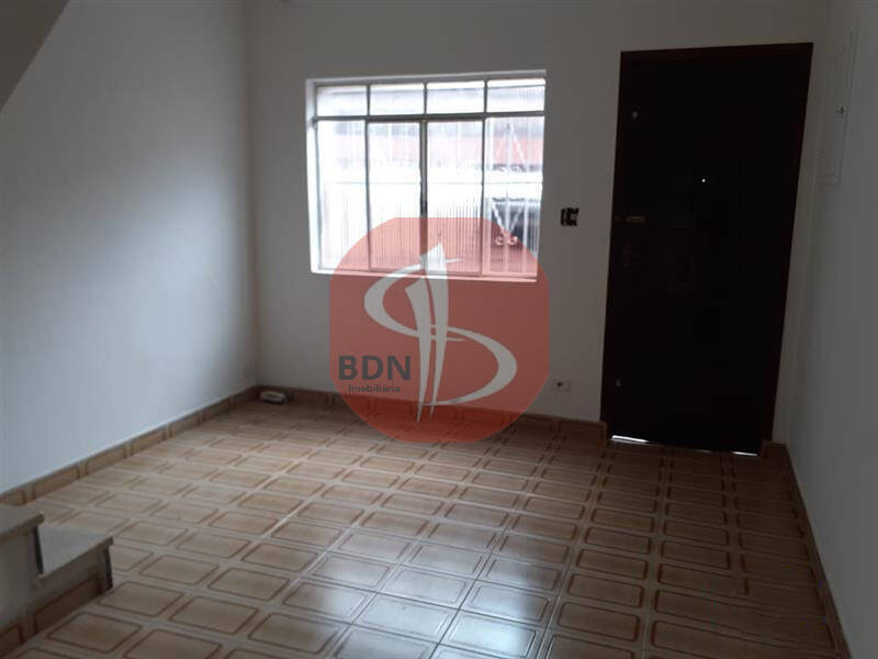 Sobrado à venda com 2 quartos, 80m² - Foto 1