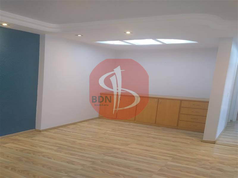 Apartamento à venda com 3 quartos, 90m² - Foto 4