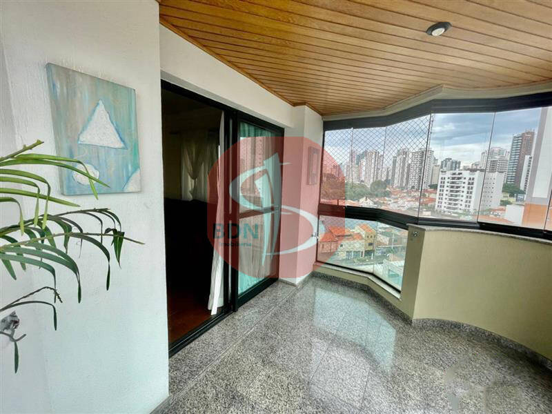 Apartamento para alugar com 4 quartos, 138m² - Foto 7