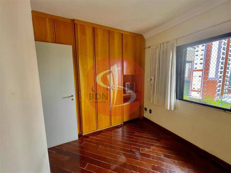 Apartamento para alugar com 4 quartos, 138m² - Foto 17