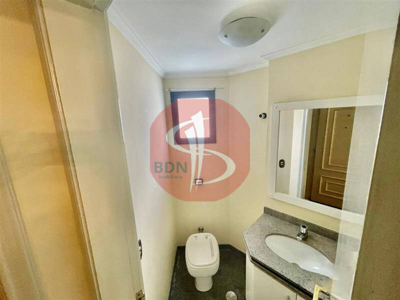 Apartamento para alugar com 4 quartos, 138m² - Foto 26