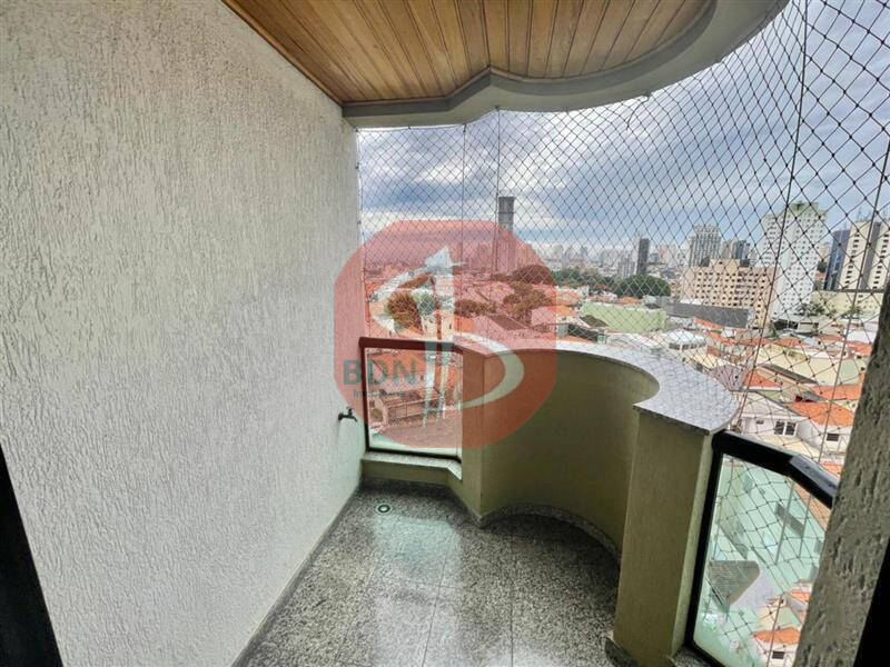 Apartamento para alugar com 4 quartos, 138m² - Foto 12