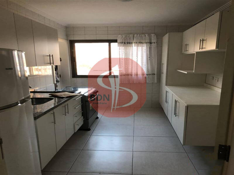 Apartamento à venda com 3 quartos, 98m² - Foto 6