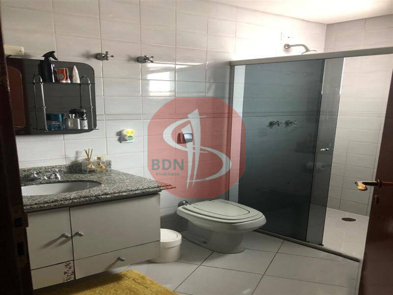 Apartamento à venda com 3 quartos, 127m² - Foto 12