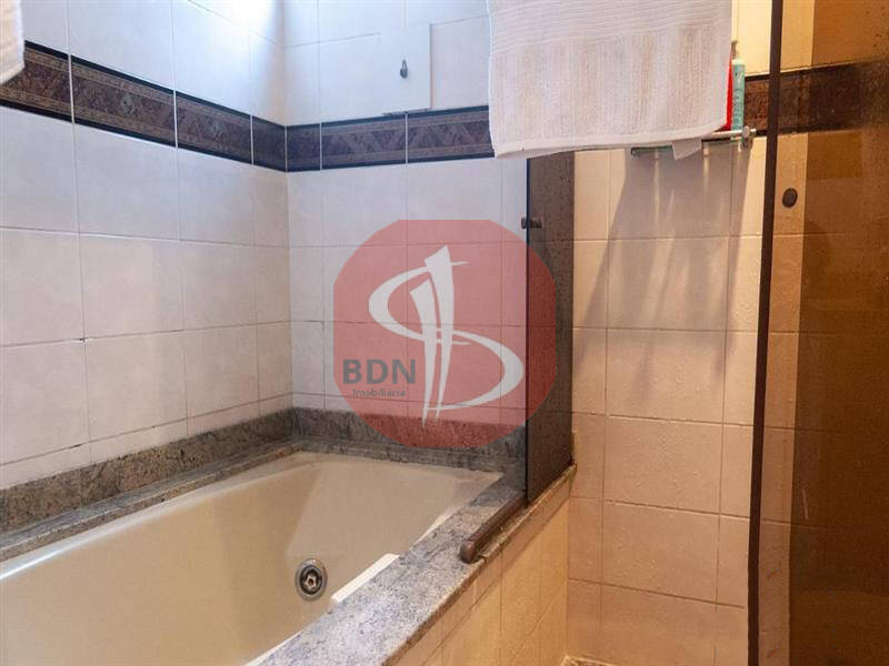 Apartamento à venda com 3 quartos, 125m² - Foto 11