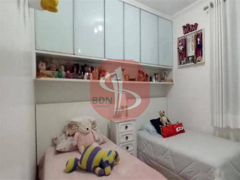 Apartamento à venda com 2 quartos, 64m² - Foto 5