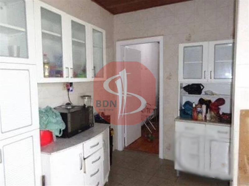 Casa à venda com 2 quartos, 202m² - Foto 15