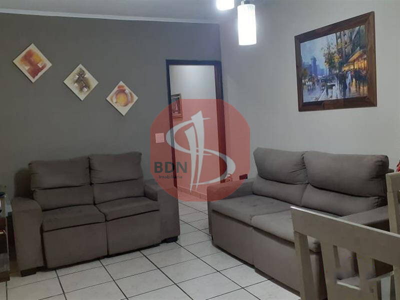 Sobrado à venda com 3 quartos, 160m² - Foto 1