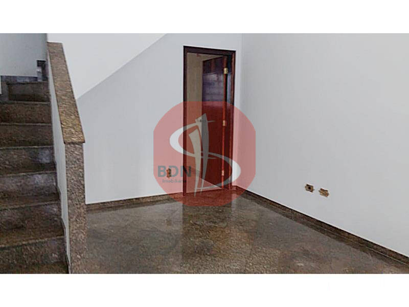 Sobrado à venda e aluguel com 4 quartos, 83m² - Foto 1