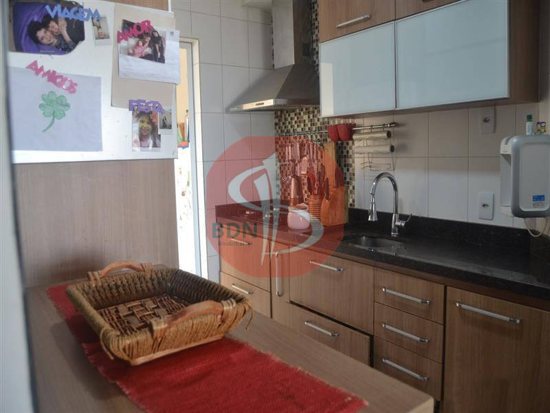 Apartamento à venda com 3 quartos, 90m² - Foto 14