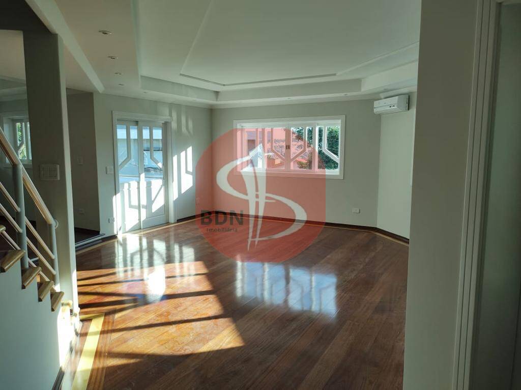 Casa à venda com 5 quartos, 750m² - Foto 3