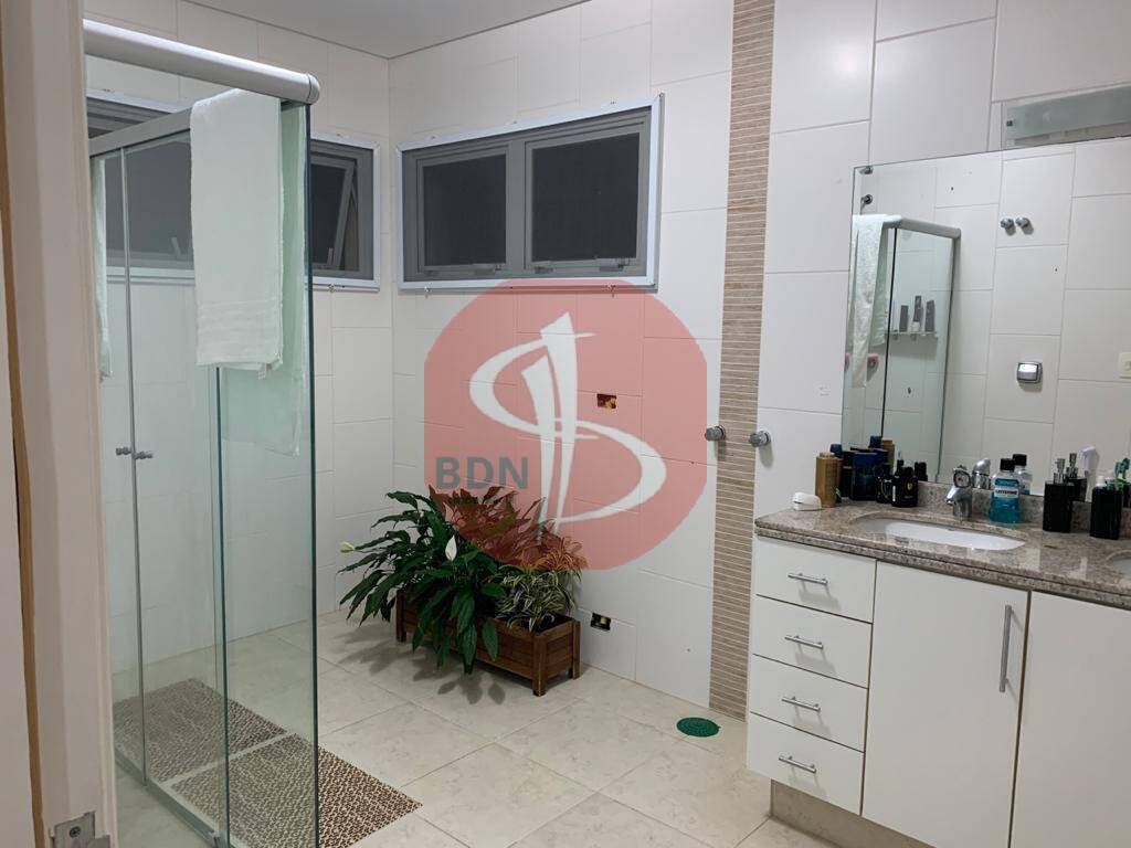 Casa à venda com 3 quartos, 300m² - Foto 16