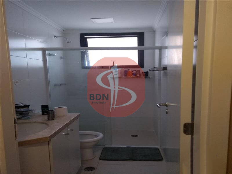 Apartamento à venda com 3 quartos, 186m² - Foto 9