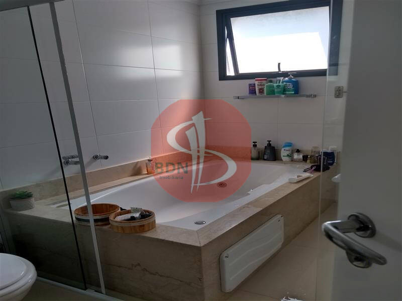 Apartamento à venda com 3 quartos, 186m² - Foto 14