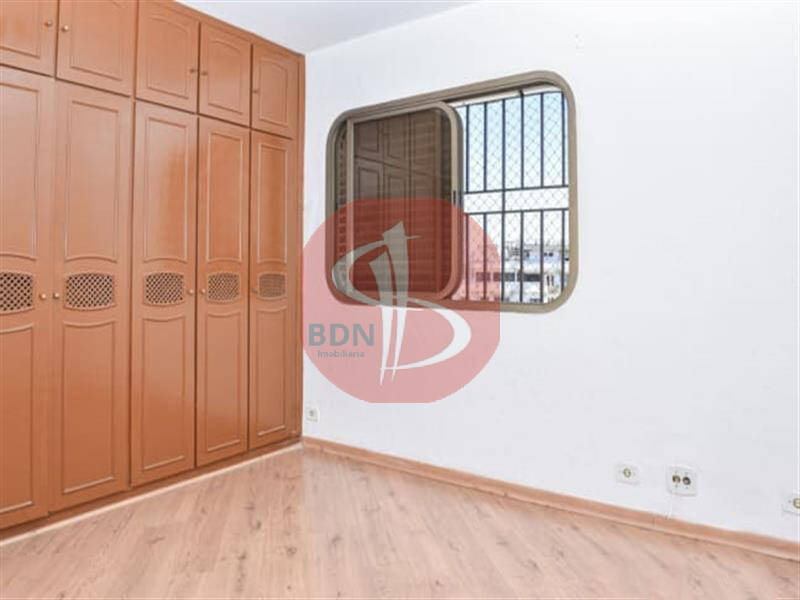 Apartamento à venda com 4 quartos, 165m² - Foto 9