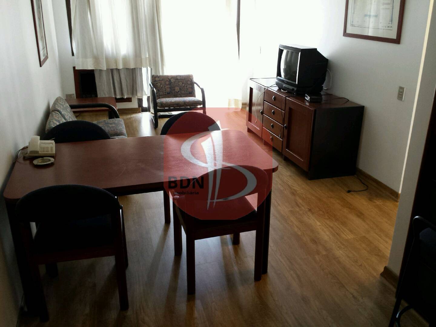 Apartamento à venda e aluguel com 1 quarto, 52m² - Foto 1