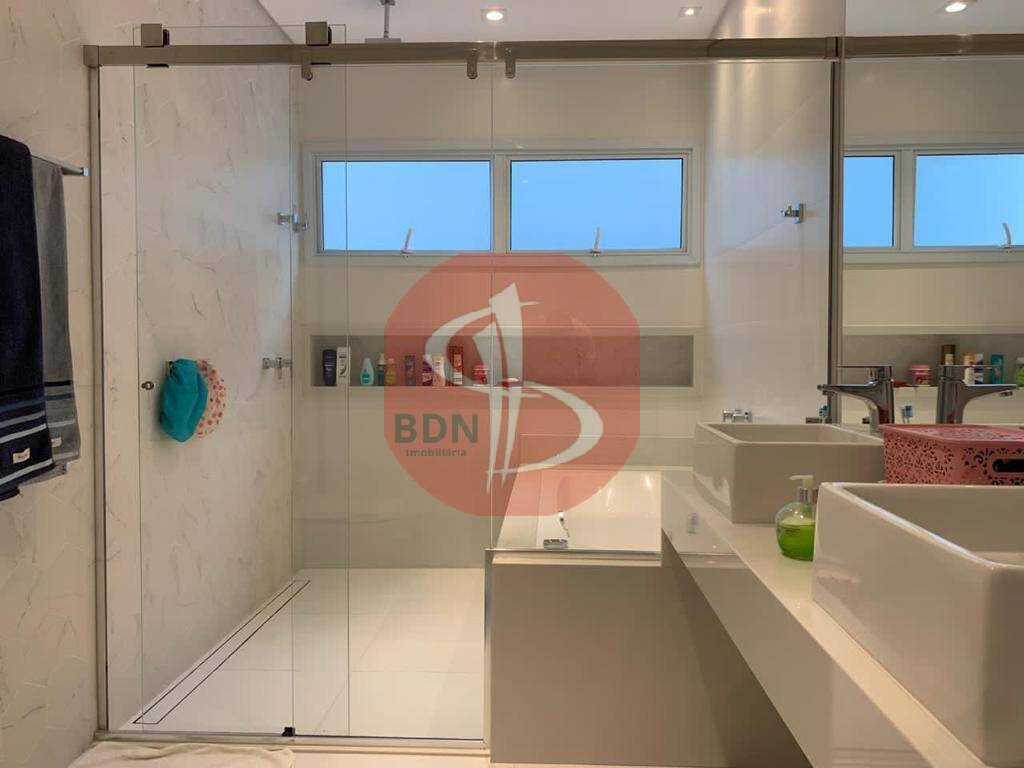 Casa à venda com 4 quartos, 272m² - Foto 15