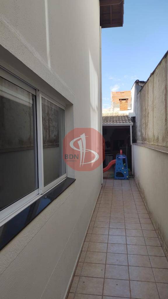 Casa à venda com 3 quartos, 117m² - Foto 10